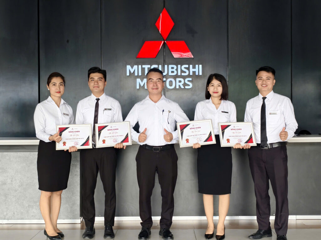 VINH DANH TVBH XUẤT SẮC MITSUBISHI TUYÊN QUANG